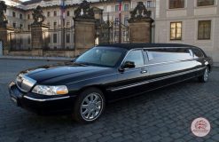Аренда лимузина Lincoln Town