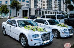 Авто на свадьбу - кортеж из двух Chrysler 300C